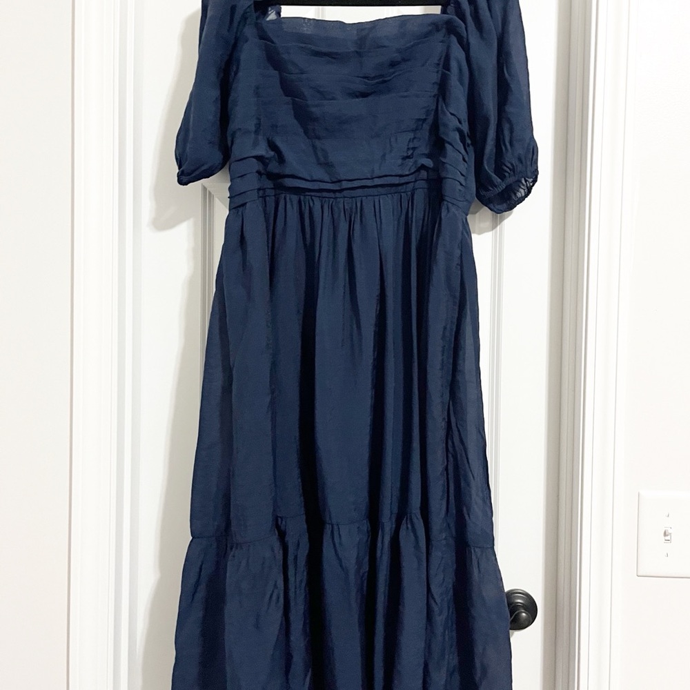 The Emerson Midi puff sleeve dress